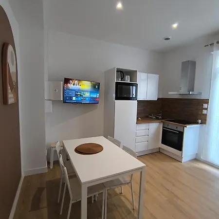 T2 - Gare Et Jardin Public - Calme Et Confort - Lerelaisdodile Apartamento *